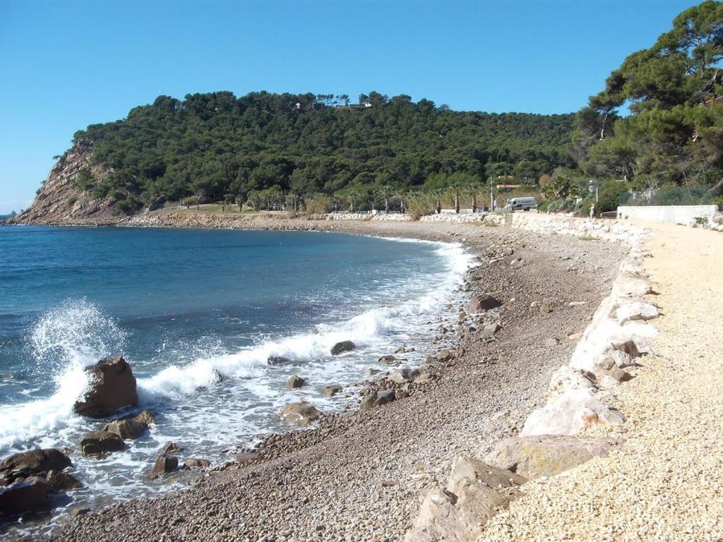 Appartement Les Pieds Dans L'Eau Saint-Mandrier-sur-Mer Exterior photo