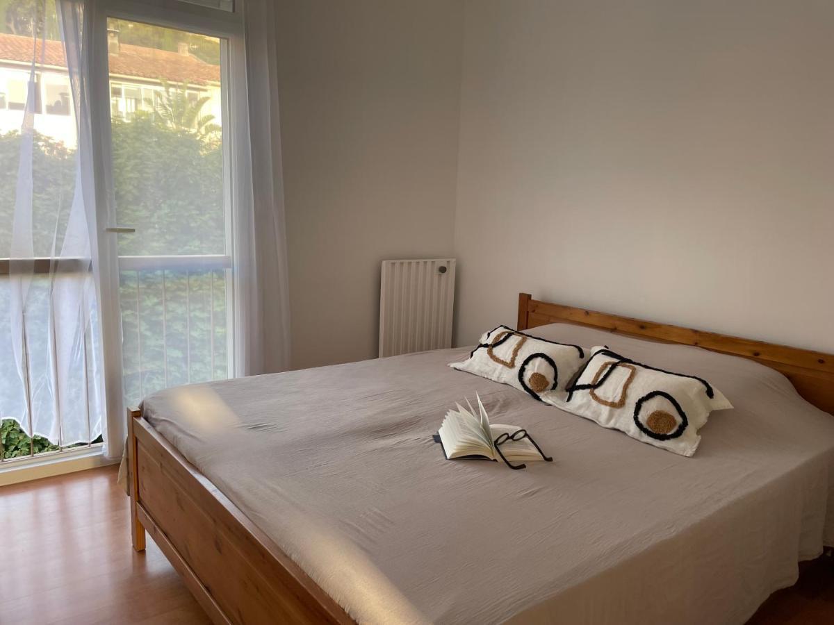 Appartement Les Pieds Dans L'Eau Saint-Mandrier-sur-Mer Exterior photo